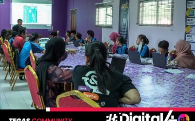 TEGAS Think & Tinker Mini Lab: Community Workshop Arduino Series di SMK Medamit