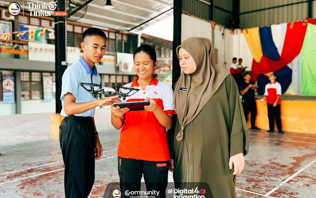 BENGKEL ASAS PENGATURCARAAN SCRATCH & PENGENDALIAN DRON TELLO T&T MINI LAB SMK ULU BALINGIAN