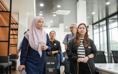 Lawatan kerja dari Malaysia Research Institute for Vocational Education & Training (MyRIVET), Universiti Tun Hussein Onn Malaysia ke TDV.