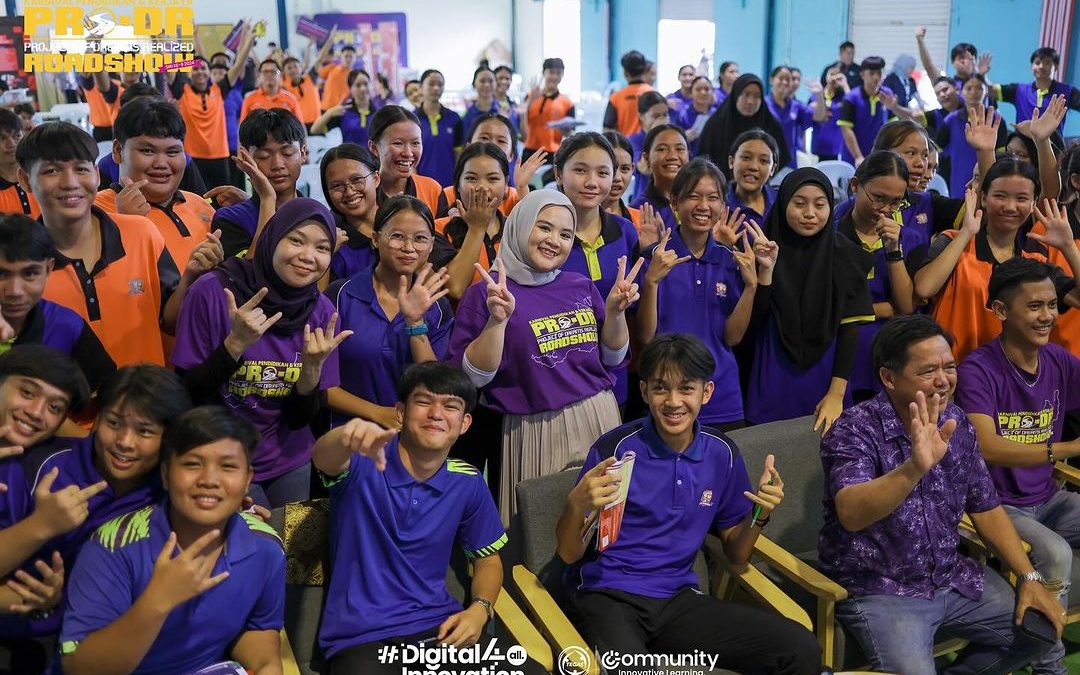 Petang yang meriah diisi dengan aktiviti pendidikan dan keseronokan untuk para pelajar SMK Bakun