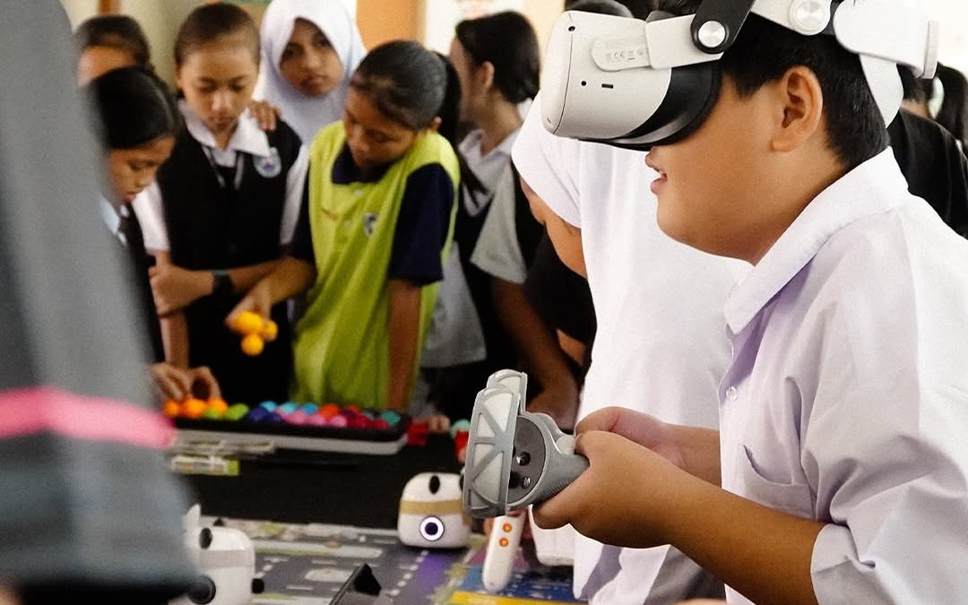 Kembara Sains Borneo MOSTI 2025: Bringing STEM to Every Corner!