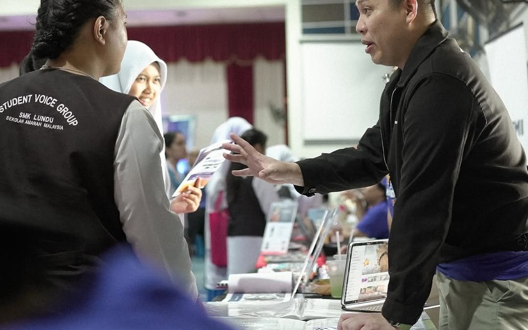 PRO-DR 2025 Lundu Ignites Dreams in Education & Careers