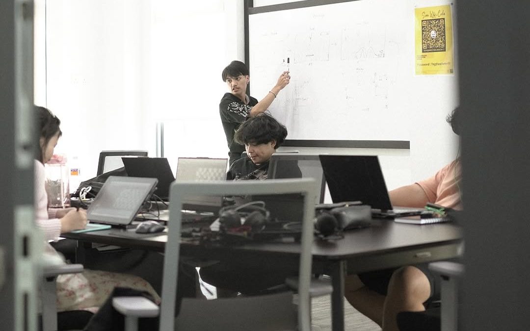 Day 1: SwkGDC Game Jam 2025