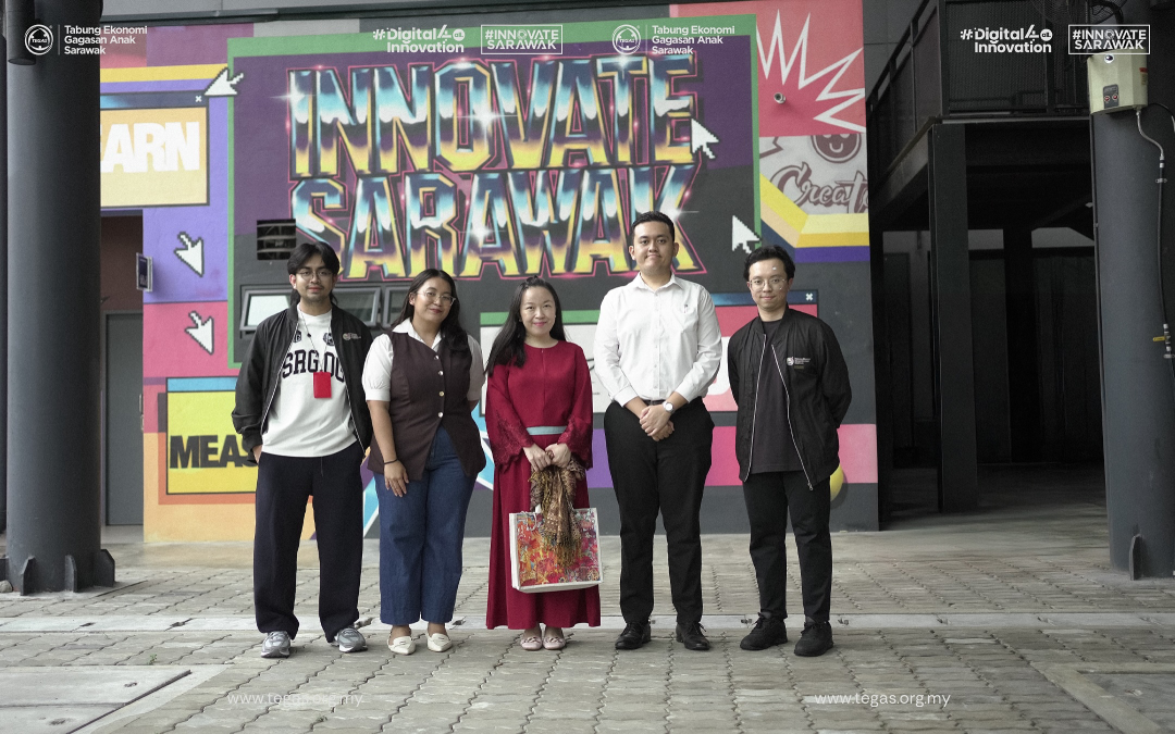 AI Visionary Society Founder Visits TEGAS Digital Village